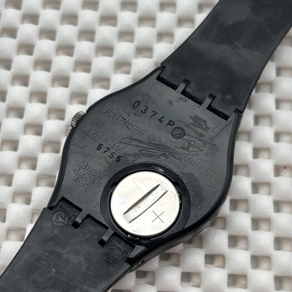Swatch Watch - GB720 - BROADCAST main image 4